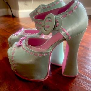 Sugar Thrillz Sage Green Platform